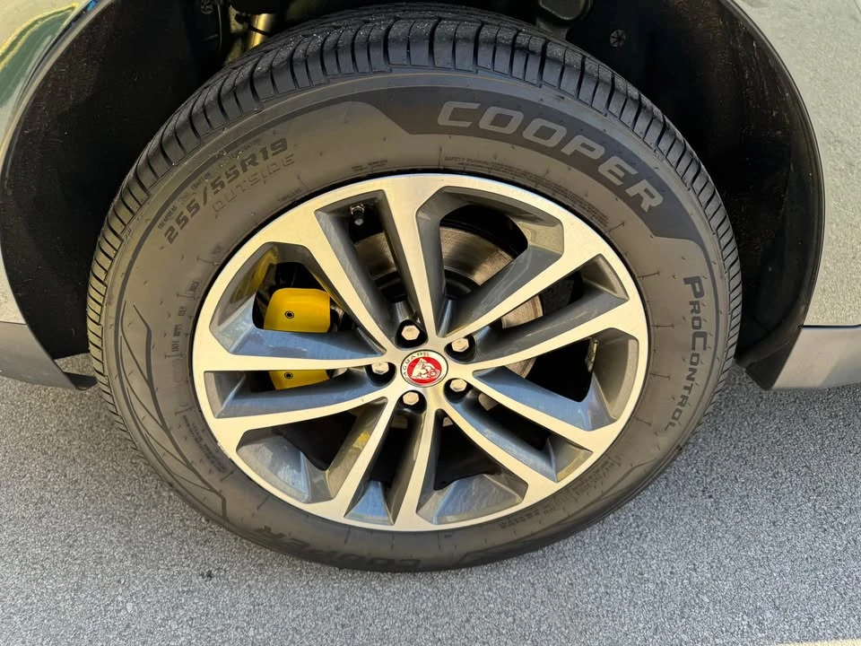 2018 Jaguar F-Pace - Image 18 of 20