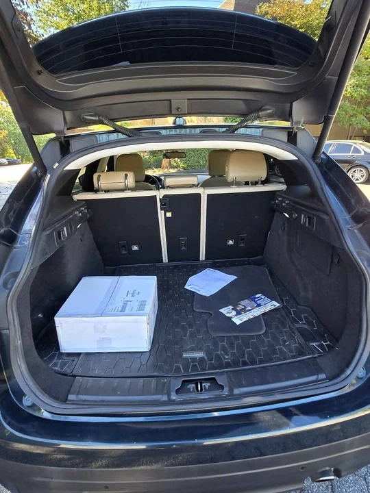 2018 Jaguar F-Pace - Image 12 of 18