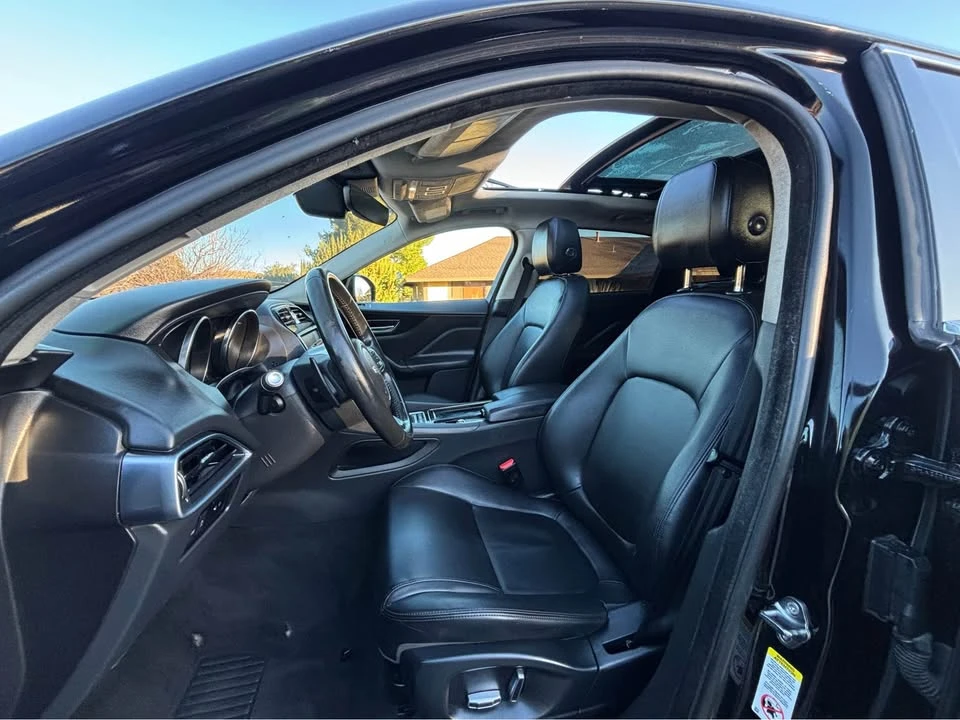 2018 Jaguar F-Pace - Image 16 of 17
