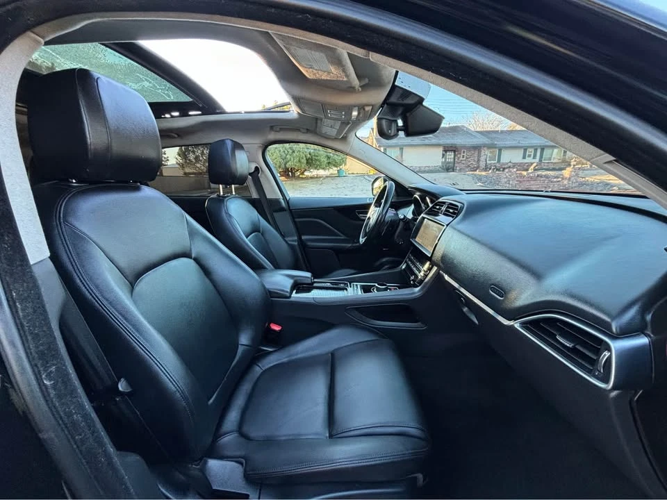 2018 Jaguar F-Pace - Image 10 of 17
