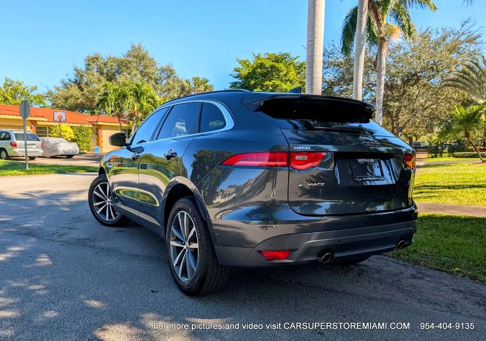 2018 Jaguar F-Pace - Image 2 of 20