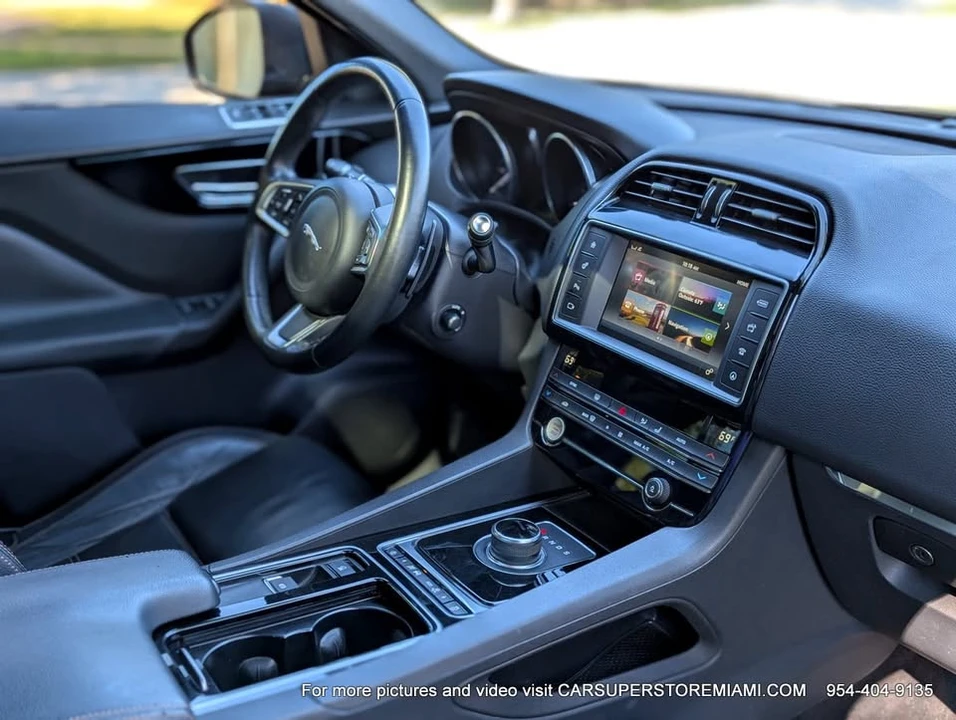 2018 Jaguar F-Pace - Image 14 of 20