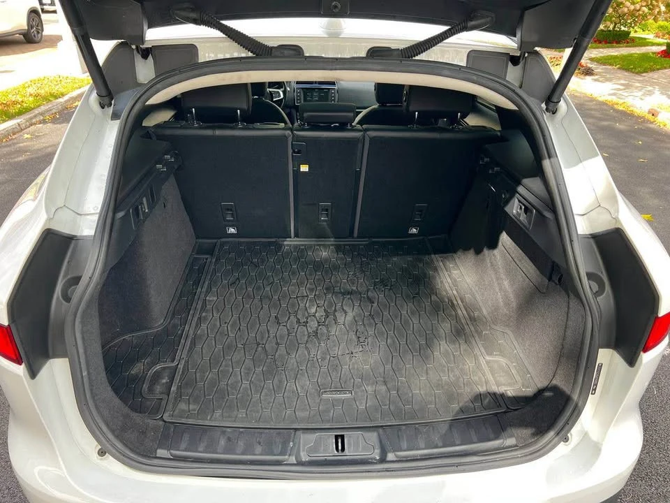 2018 Jaguar F-Pace - Image 8 of 14