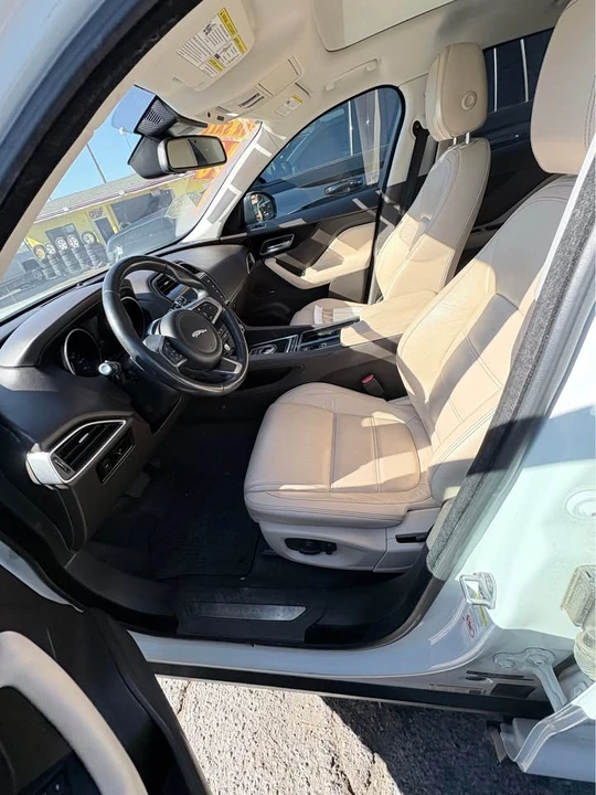 2018 Jaguar F-Pace - Image 6 of 8