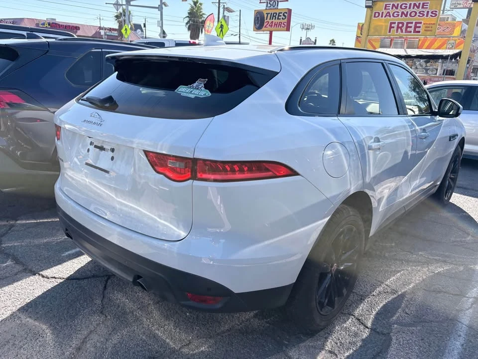 2018 Jaguar F-Pace - Image 2 of 8