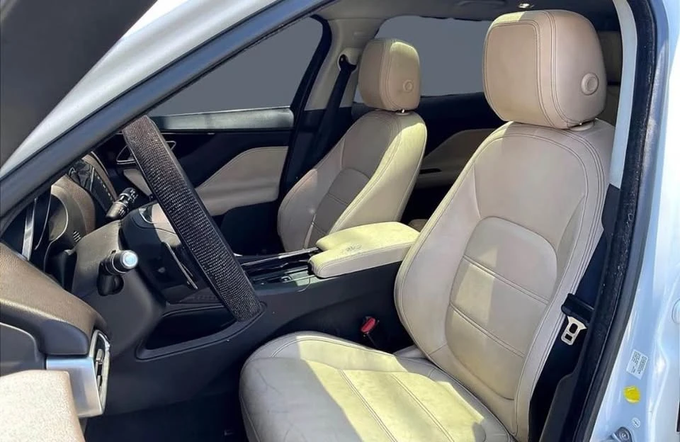 2018 Jaguar F-Pace - Image 4 of 13