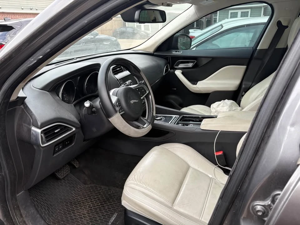 2018 Jaguar F-Pace - Image 2 of 2