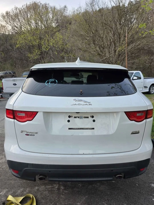 2018 Jaguar F-Pace - Image 5 of 13
