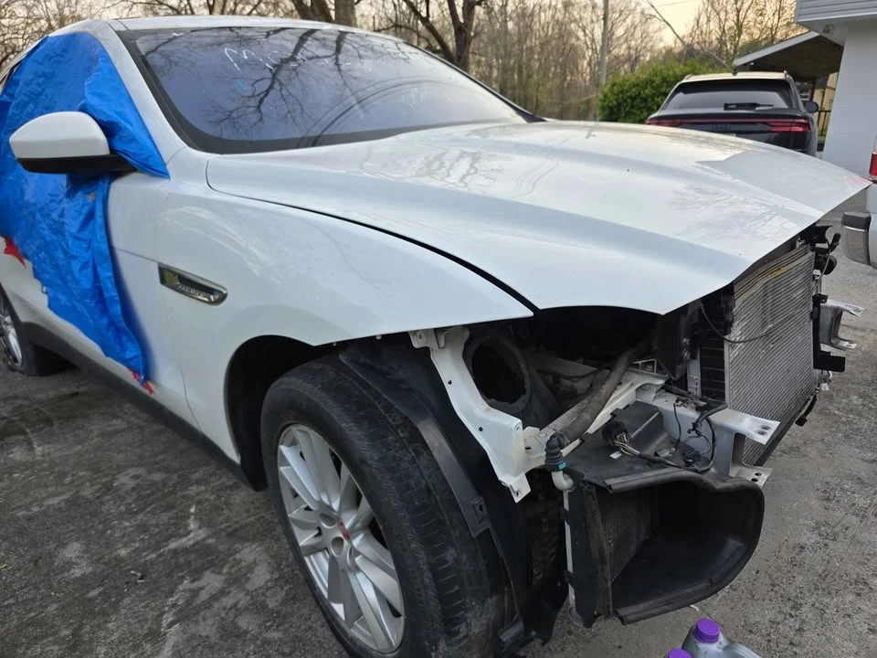 2018 Jaguar F-Pace - Image 9 of 13