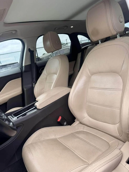 2018 Jaguar F-Pace - Image 8 of 10