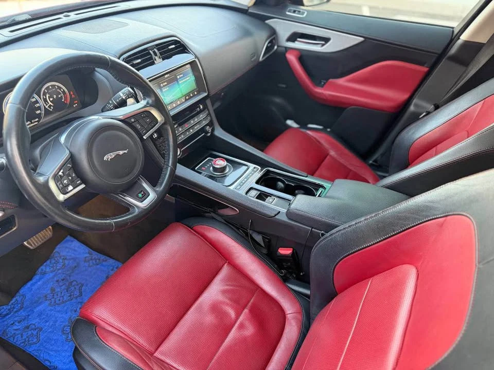 2018 Jaguar F-Pace - Image 12 of 20
