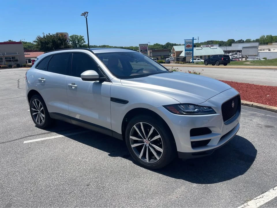 2018 Jaguar F-Pace - Image 5 of 16