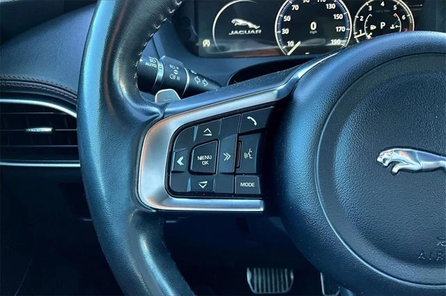 2018 Jaguar F-Pace - Image 17 of 19
