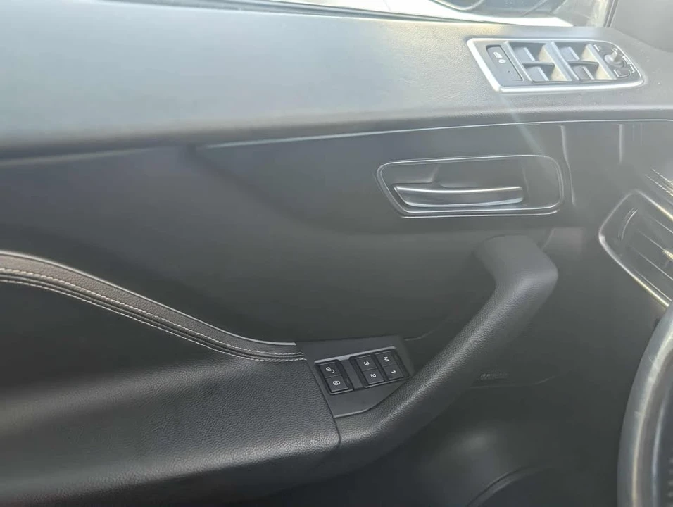 2018 Jaguar F-Pace - Image 6 of 20