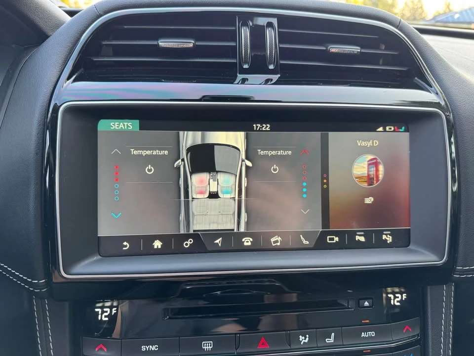 2018 Jaguar F-Pace - Image 13 of 20