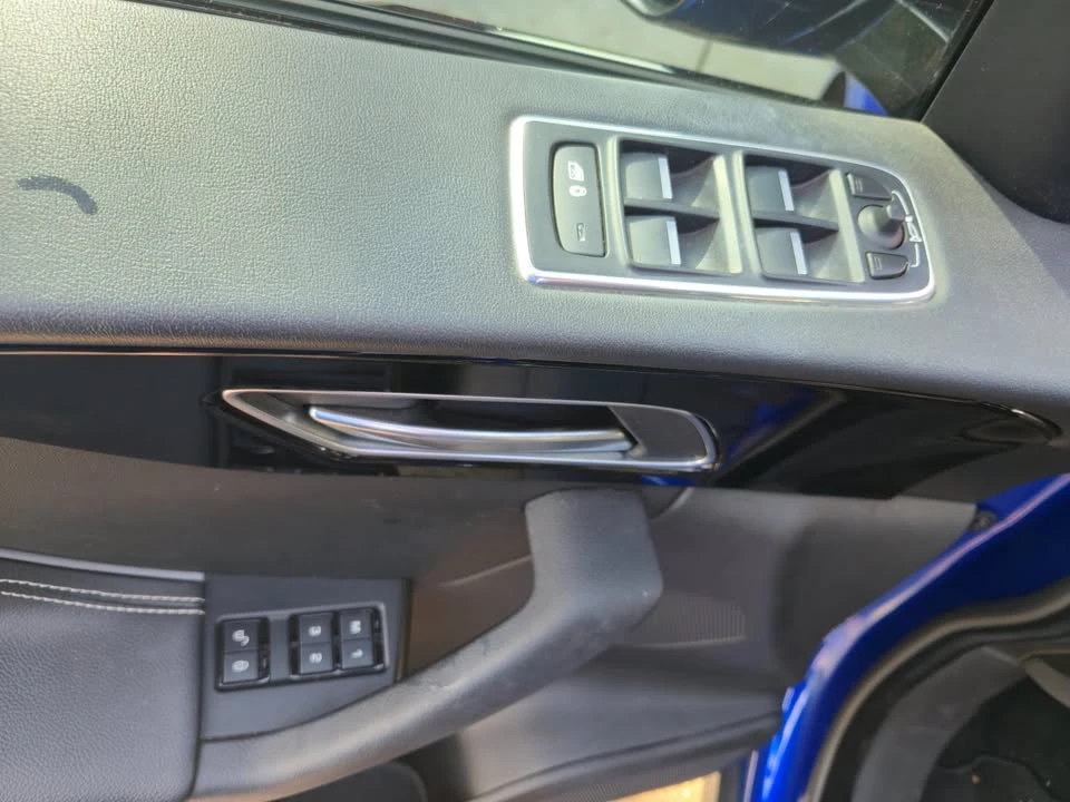 2018 Jaguar F-Pace - Image 8 of 20