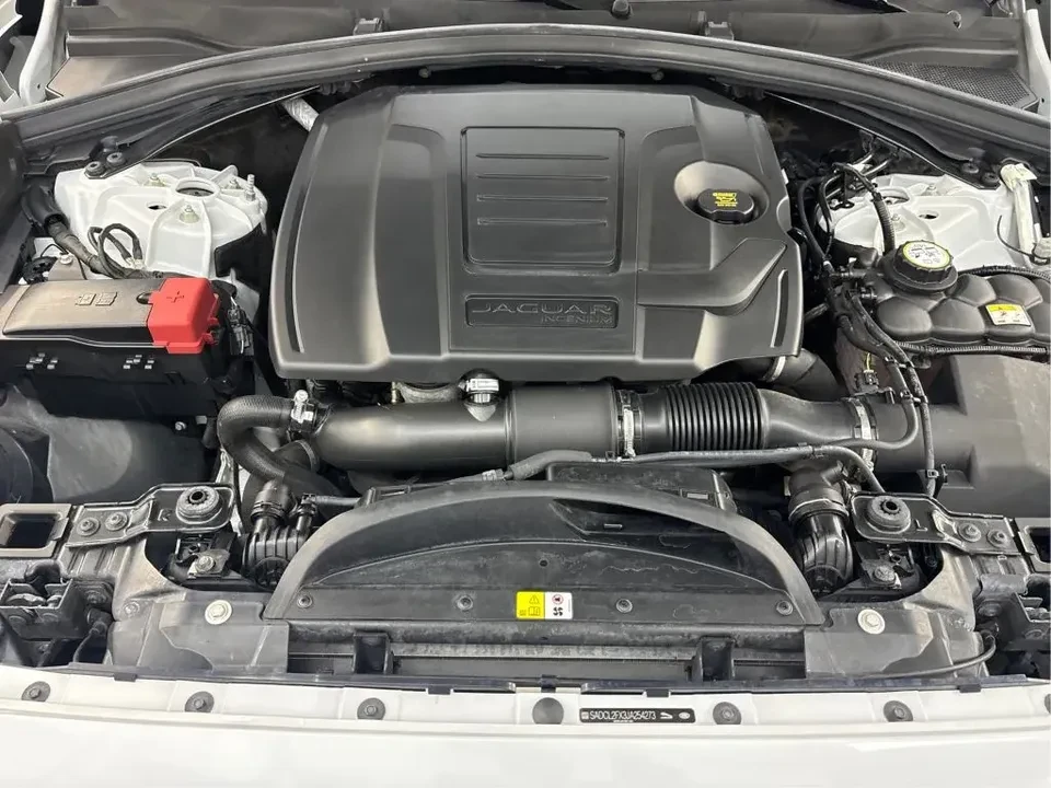 2018 Jaguar F-Pace - Image 13 of 15