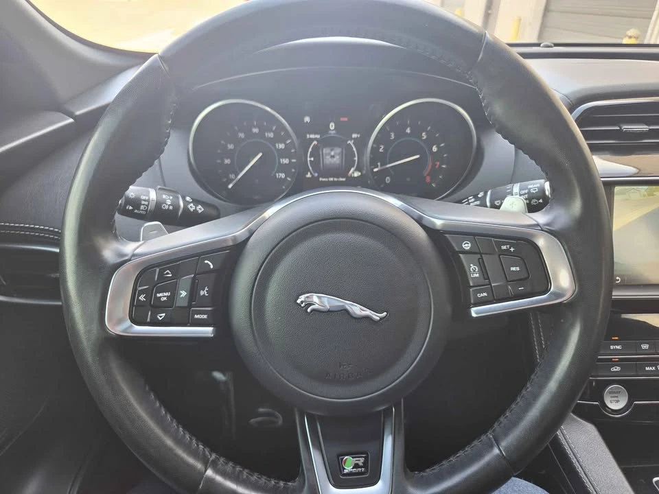 2018 Jaguar F-Pace - Image 16 of 19
