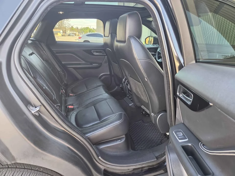 2018 Jaguar F-Pace - Image 7 of 19