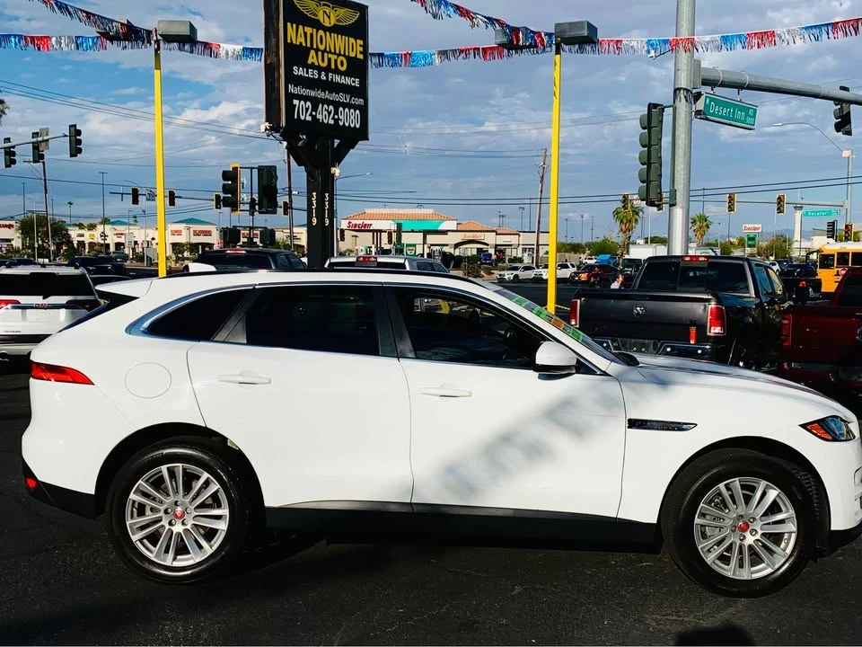 2018 Jaguar F-Pace - Image 2 of 13