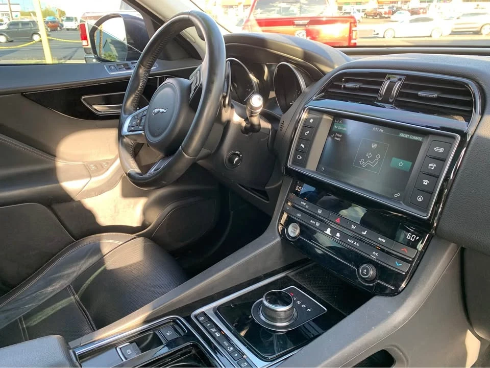 2018 Jaguar F-Pace - Image 8 of 13