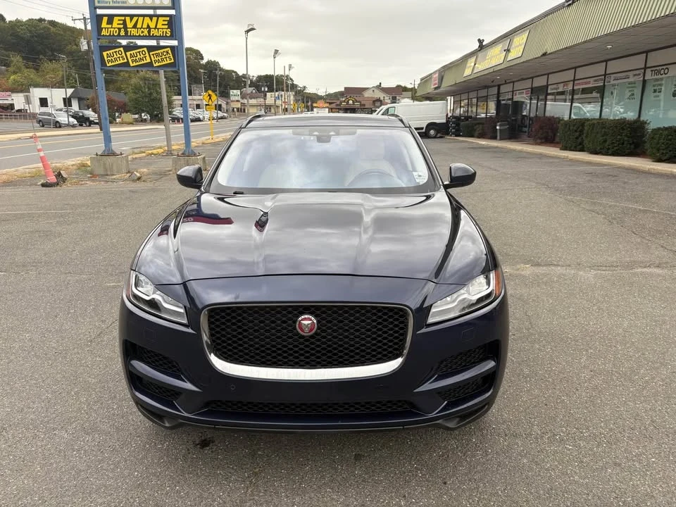 2018 Jaguar F-Pace - Image 2 of 18