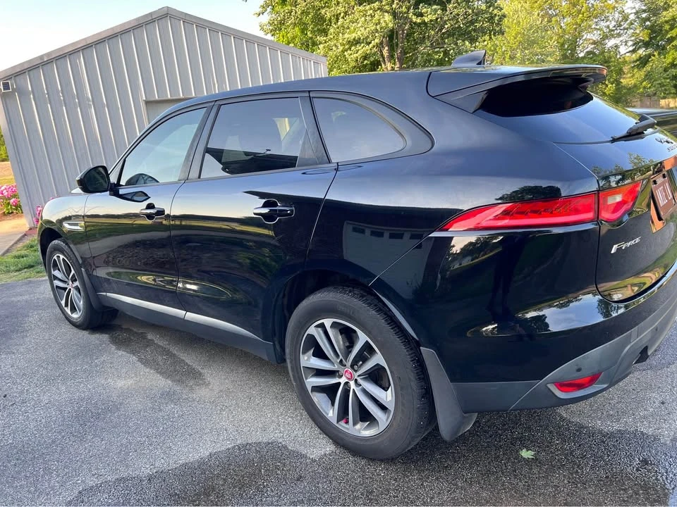 2018 Jaguar F-Pace - Image 2 of 19