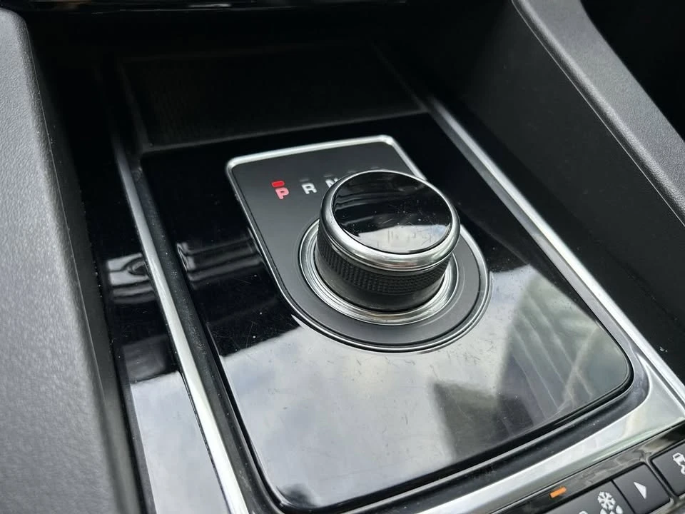 2018 Jaguar F-Pace - Image 3 of 8