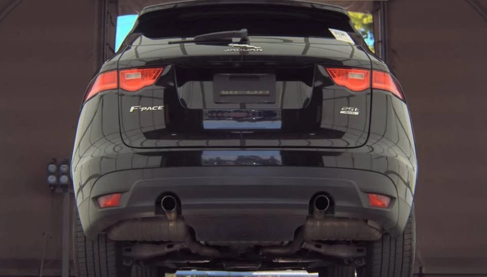 2018 Jaguar F-Pace - Image 7 of 16