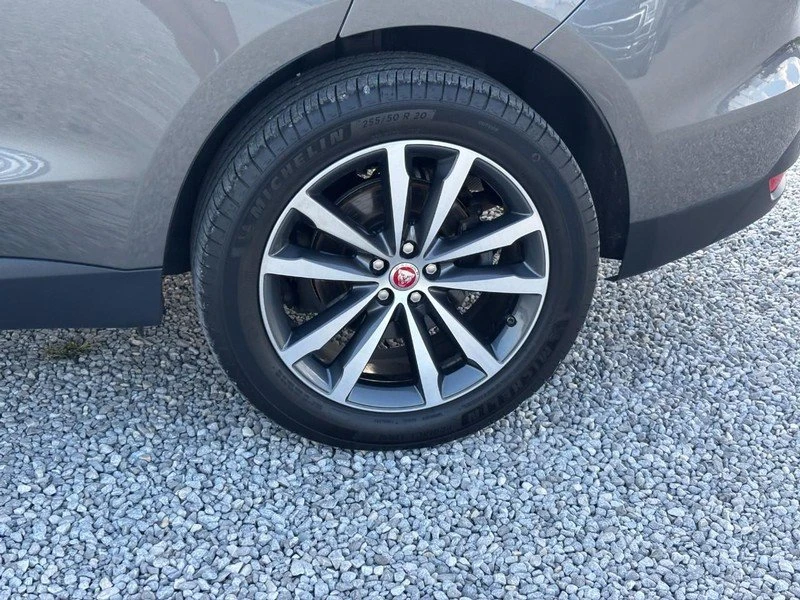 2018 Jaguar F-Pace - Image 10 of 20