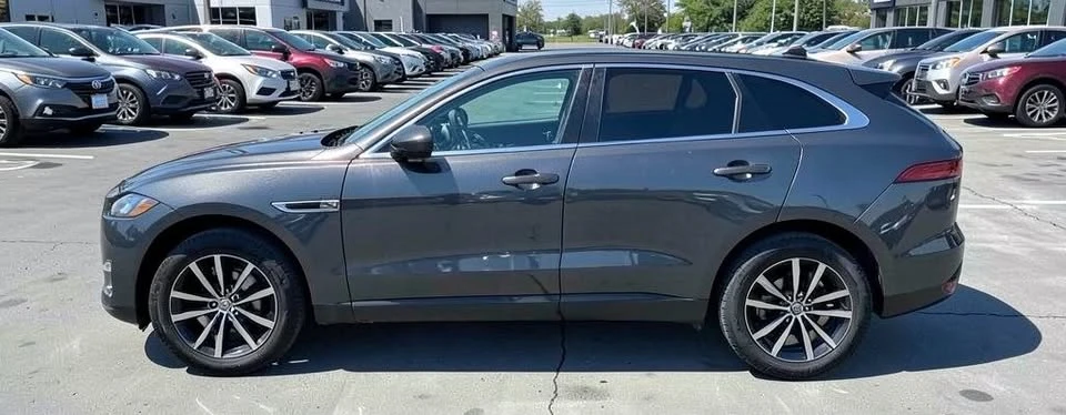 2018 Jaguar F-Pace - Image 8 of 20