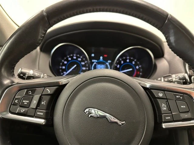 2018 Jaguar F-Pace - Image 19 of 20