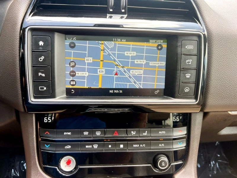 2018 Jaguar F-Pace - Image 14 of 18