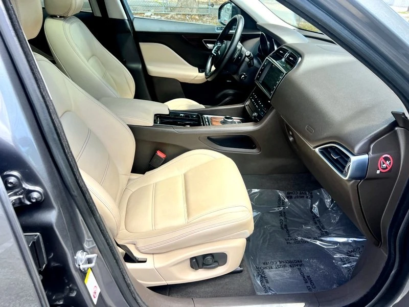 2018 Jaguar F-Pace - Image 10 of 18