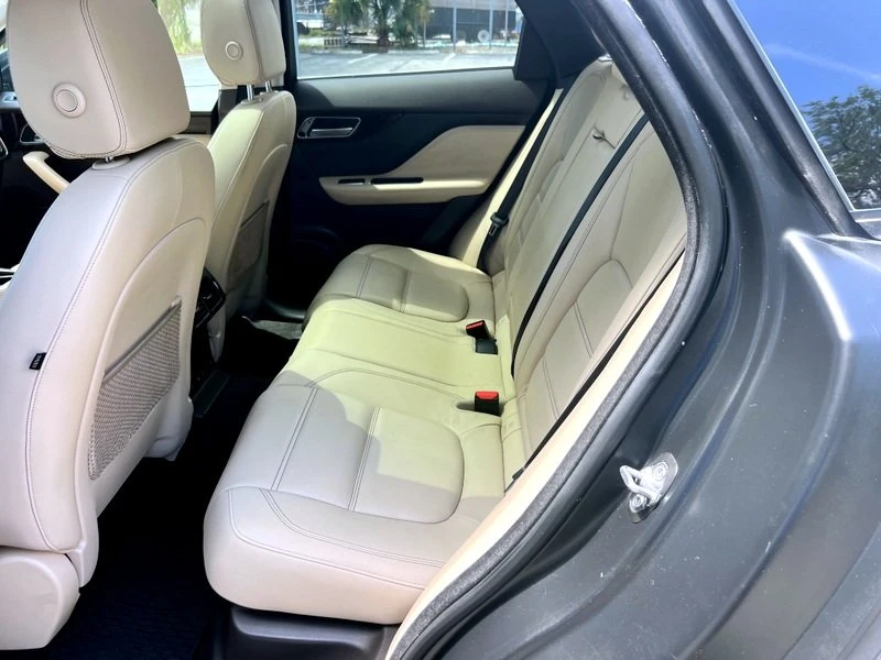 2018 Jaguar F-Pace - Image 12 of 18