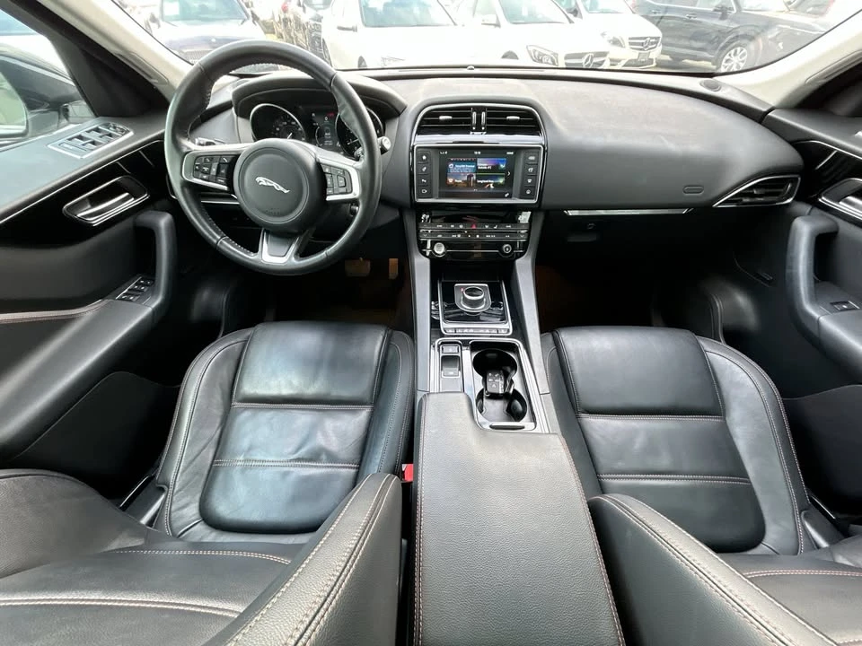 2018 Jaguar F-Pace - Image 13 of 19