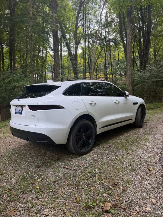 2018 Jaguar F-Pace - Image 3 of 8