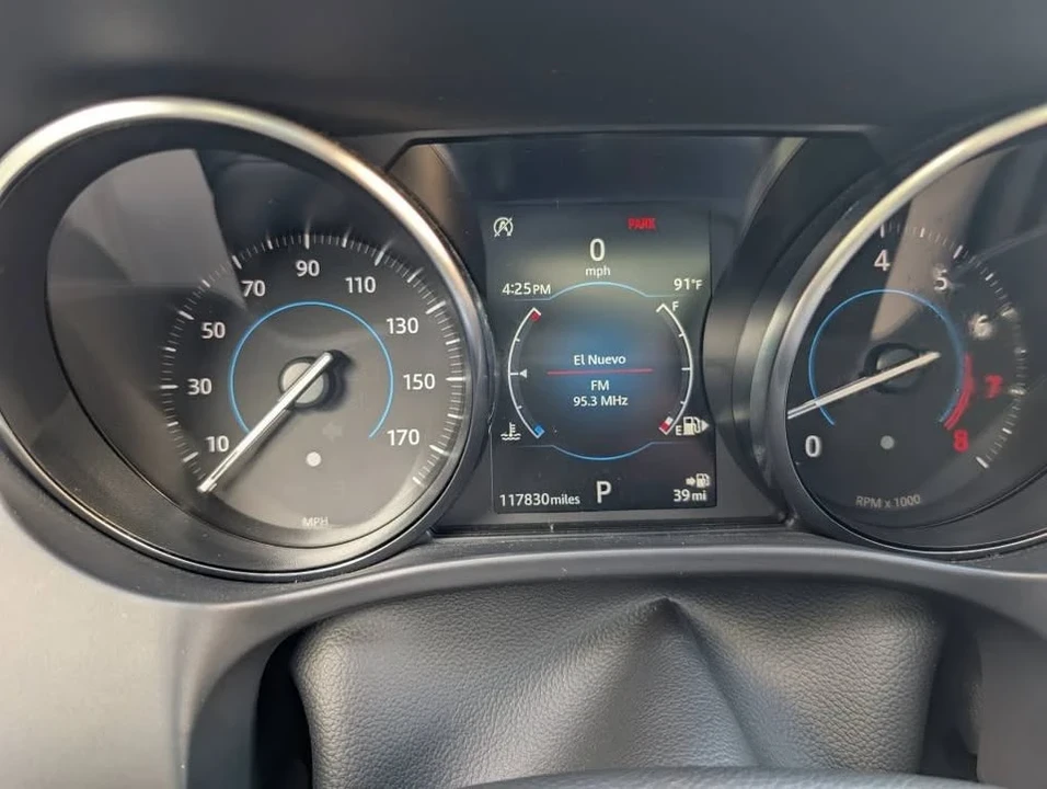 2018 Jaguar F-Pace - Image 16 of 20