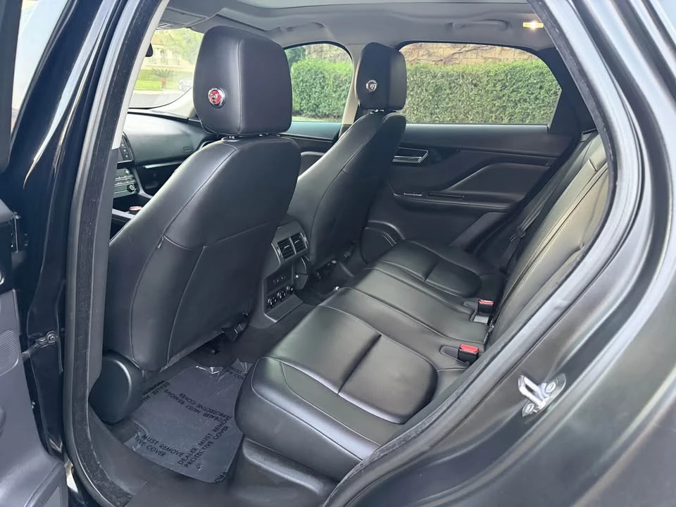 2018 Jaguar F-Pace - Image 8 of 11
