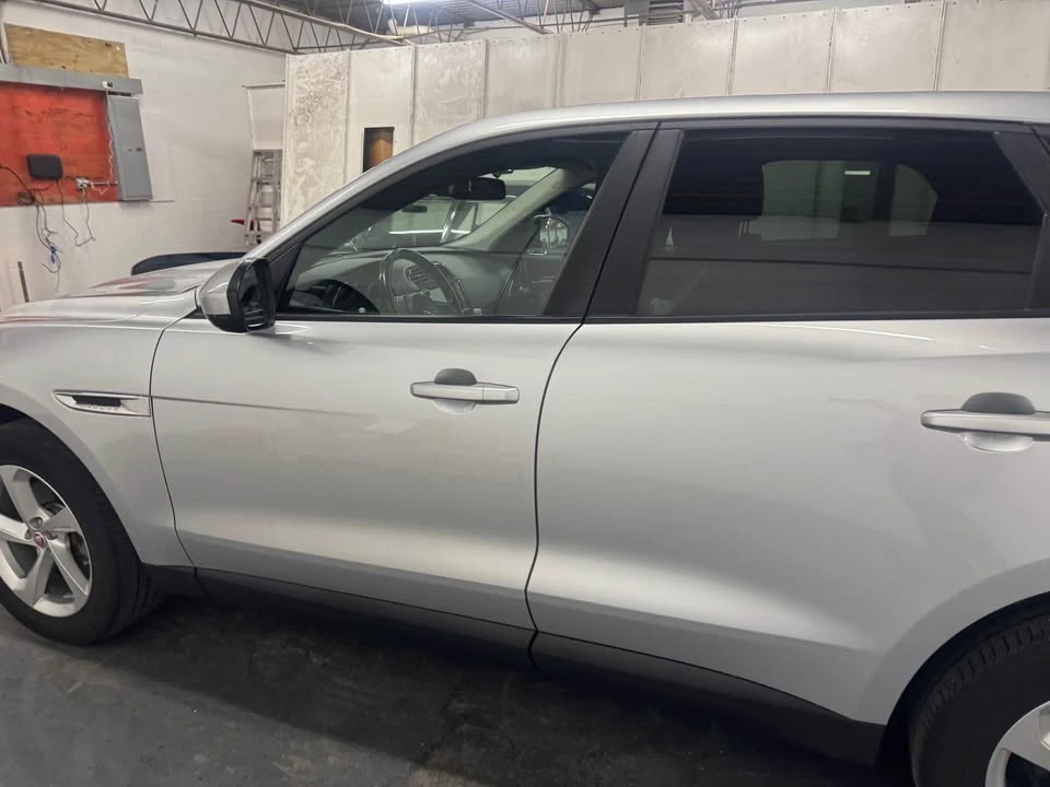 2018 Jaguar F-Pace - Image 9 of 10