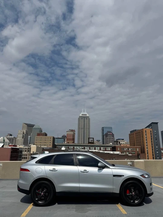 2018 Jaguar F-Pace - Image 7 of 20