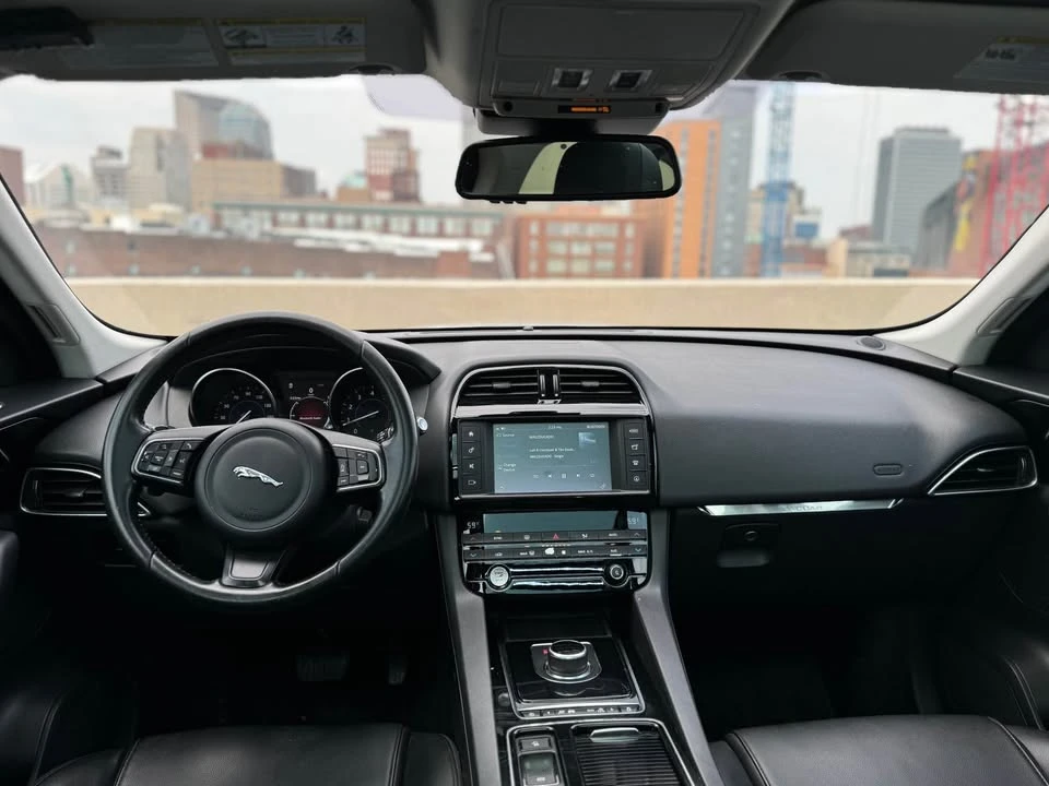 2018 Jaguar F-Pace - Image 14 of 20
