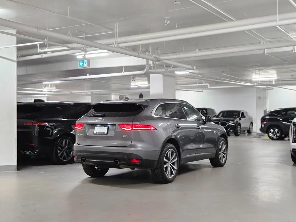 2018 Jaguar F-Pace - Image 18 of 19