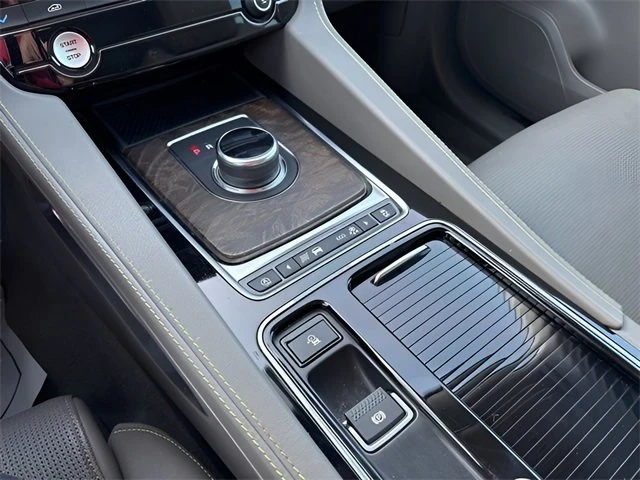 2018 Jaguar F-Pace - Image 18 of 20