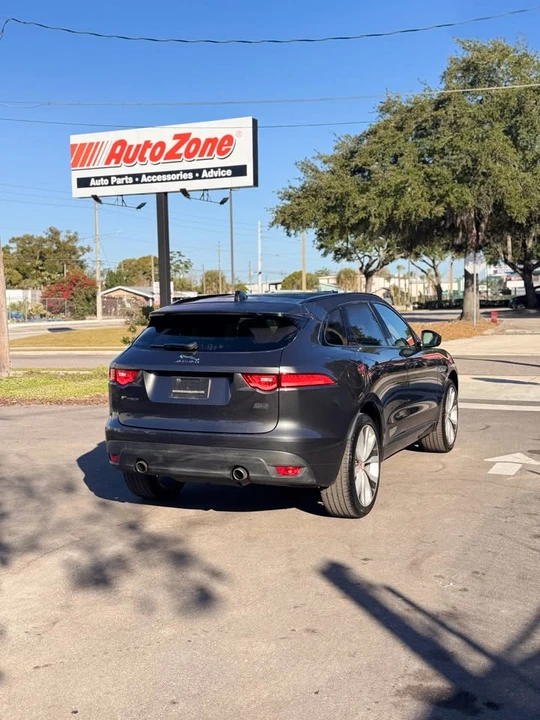 2018 Jaguar F-Pace - Image 2 of 16