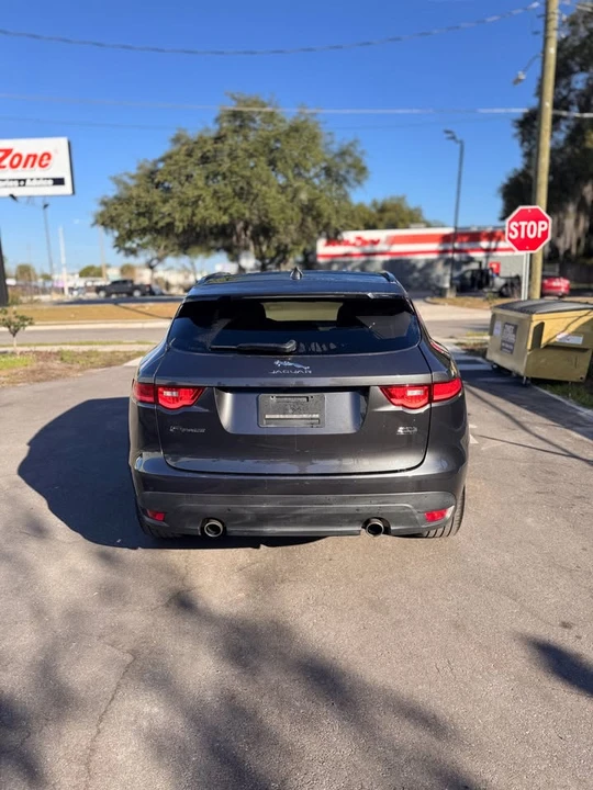 2018 Jaguar F-Pace - Image 4 of 20