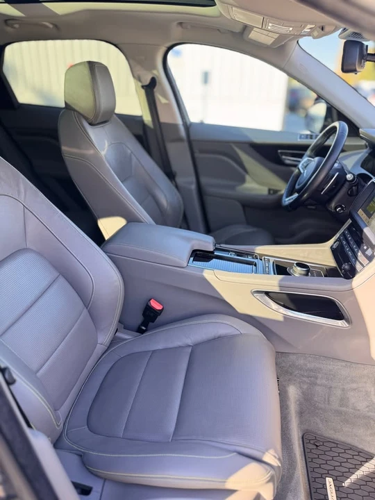 2018 Jaguar F-Pace - Image 14 of 20
