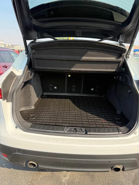 2018 Jaguar F-Pace - Image 6 of 10