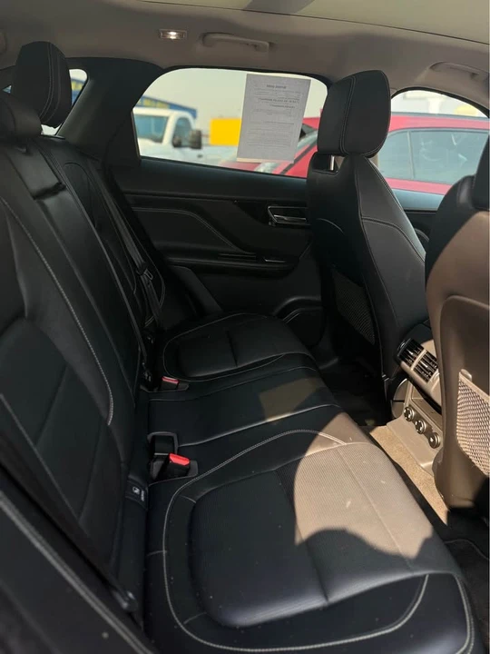 2018 Jaguar F-Pace - Image 10 of 10