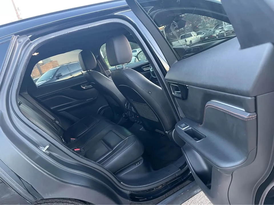 2018 Jaguar F-Pace - Image 15 of 20